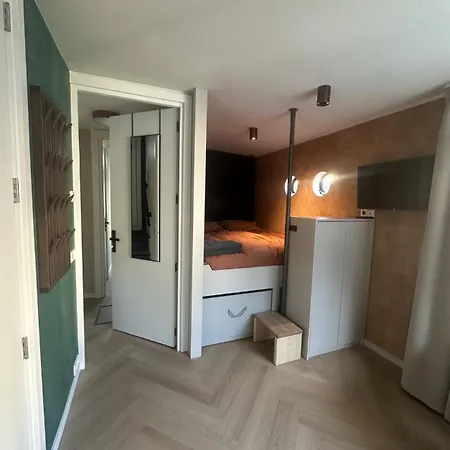 Cozy At Houseboat * Amszterdam